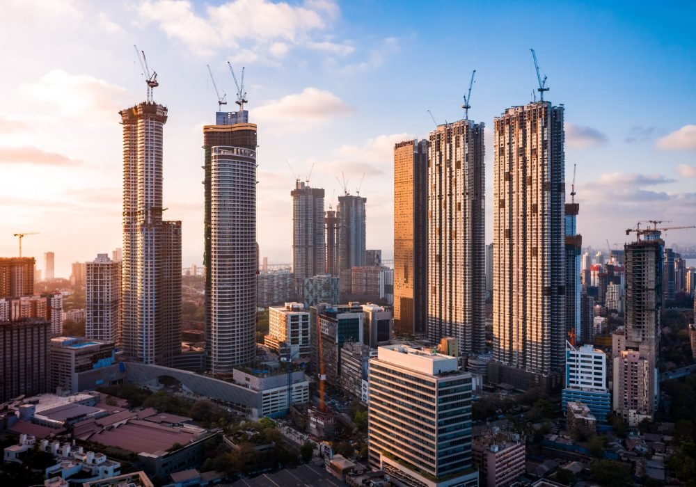 mumbai-skyline-skyscrapers-construction